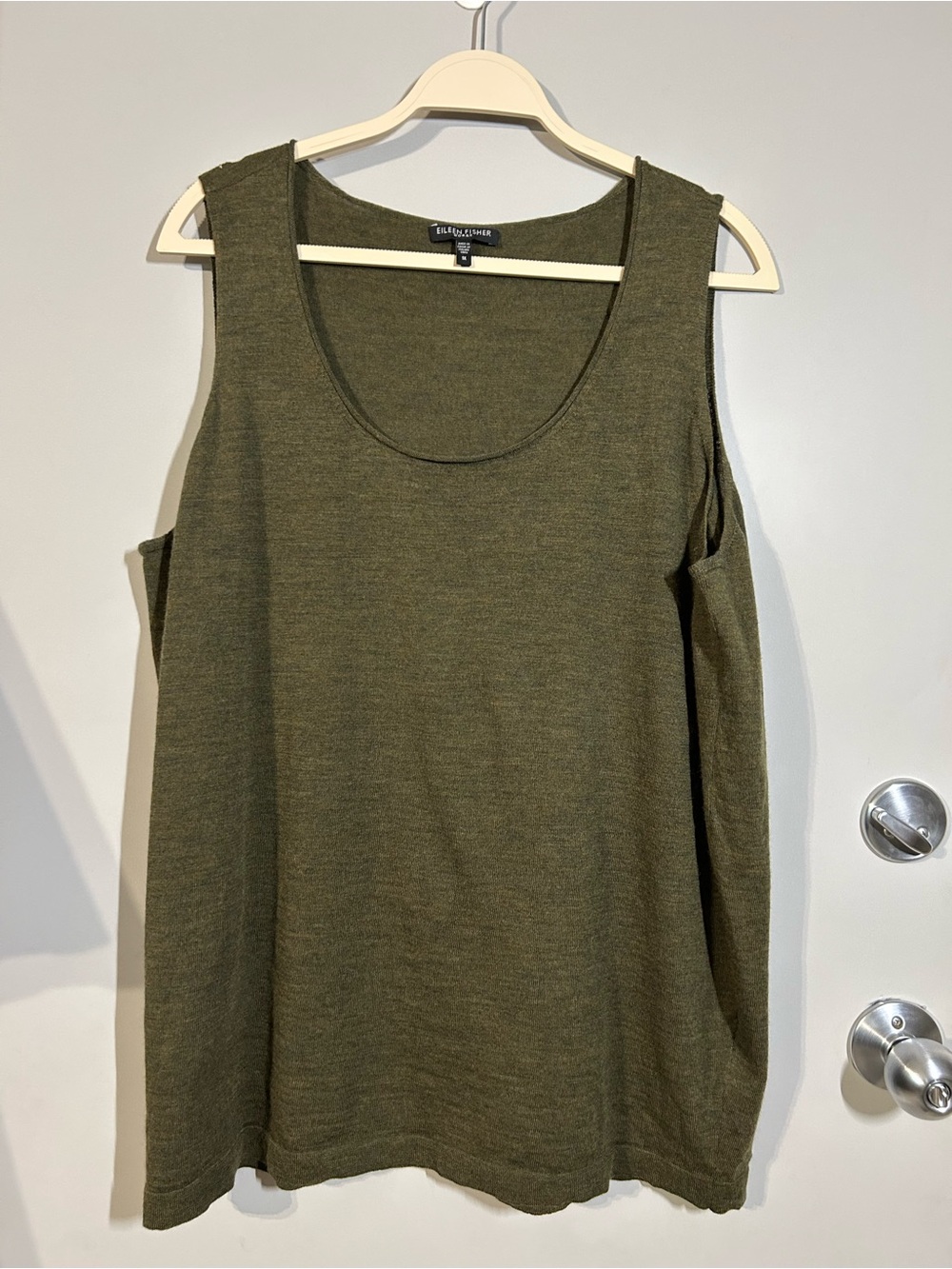 Eileen Fisher Olive merino wool Scoop Neck Knit Tank size 1X